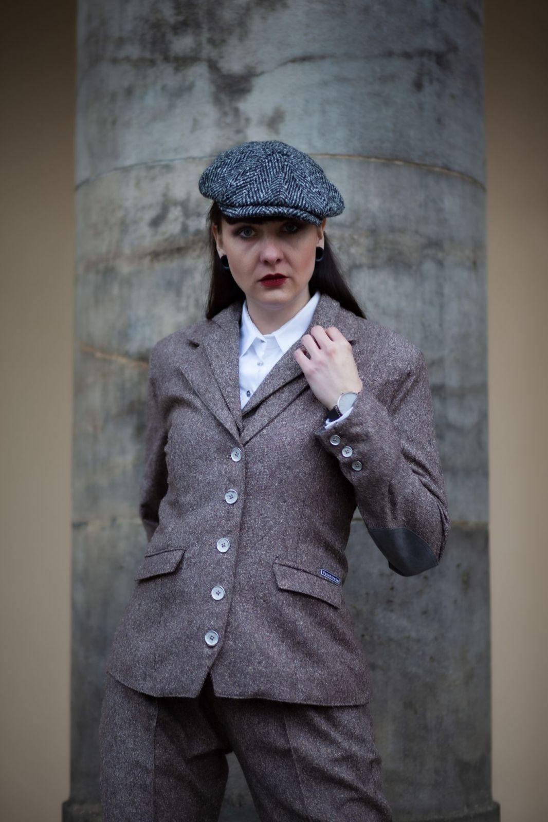 Damen Bordeaux Tweed Dreiteiliges Set – Elegantes Jacken Outfit main image 0